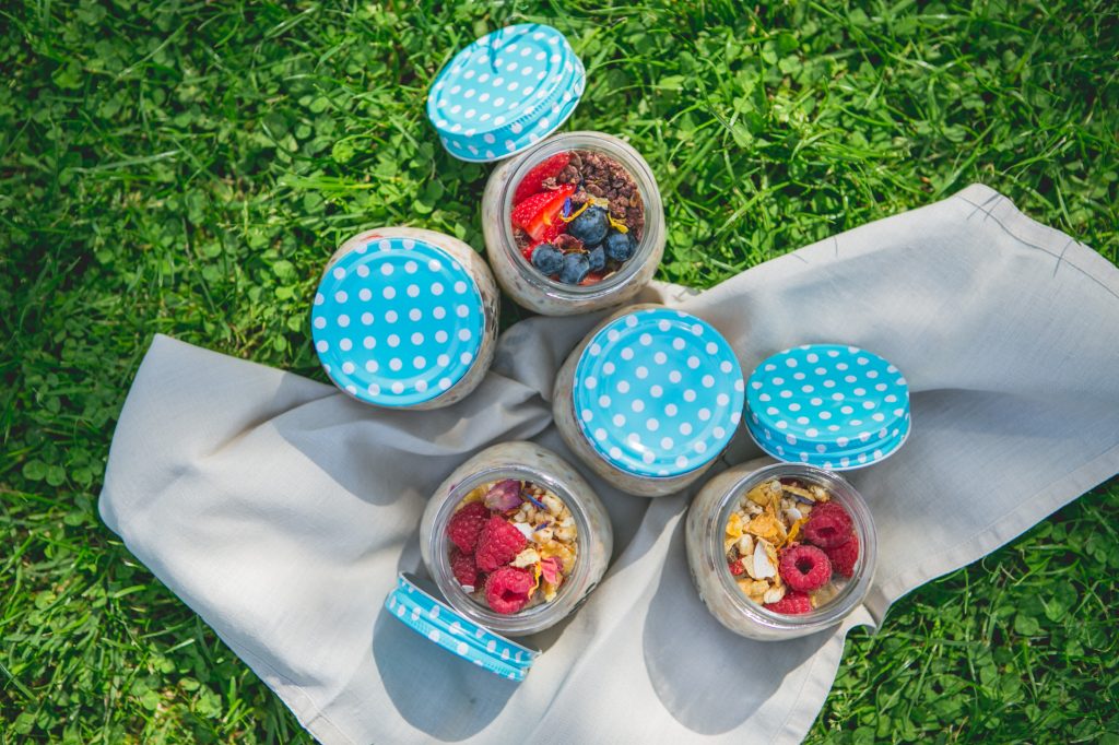 Vegan Overnight Oats Two Ways for your Picnic or Breakfast-On-The-Go