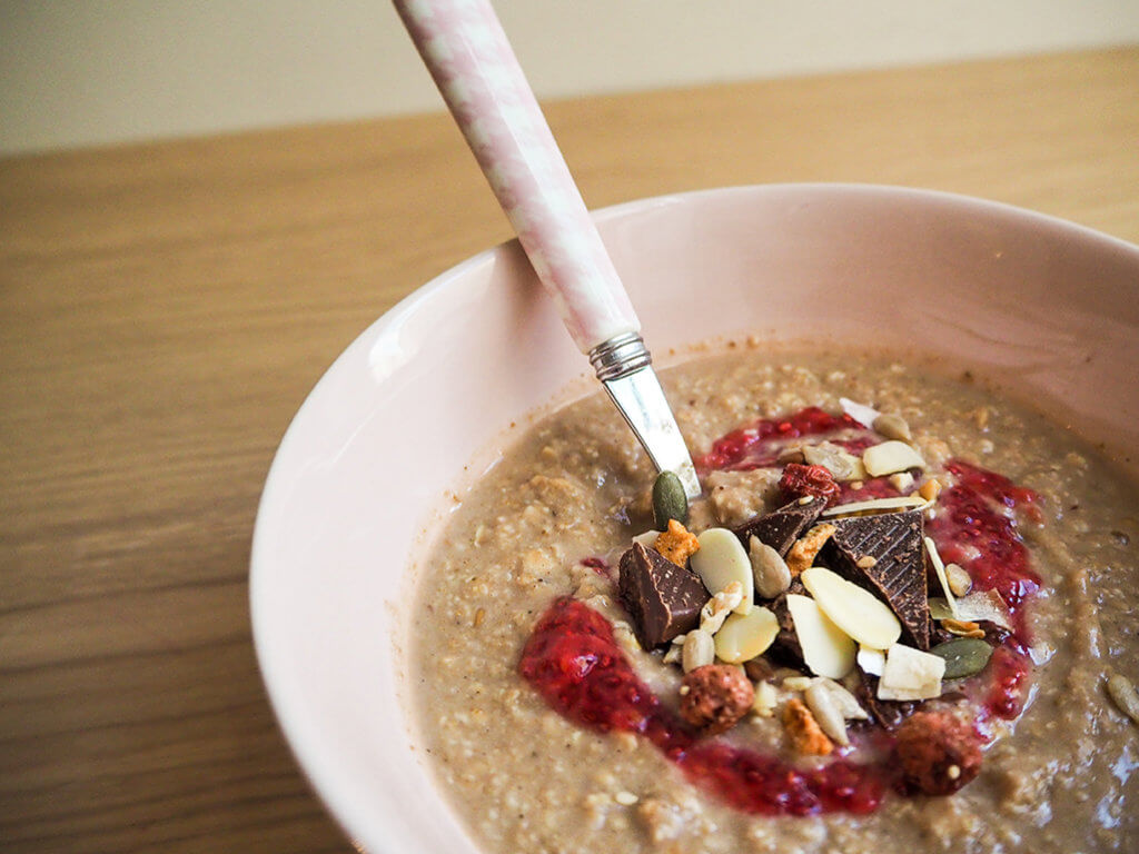 What you can do in three minutes while your porridge swells