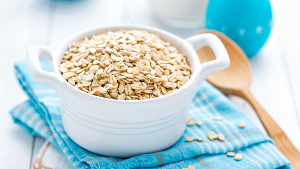 Healthy for skin and intestine: oat flakes