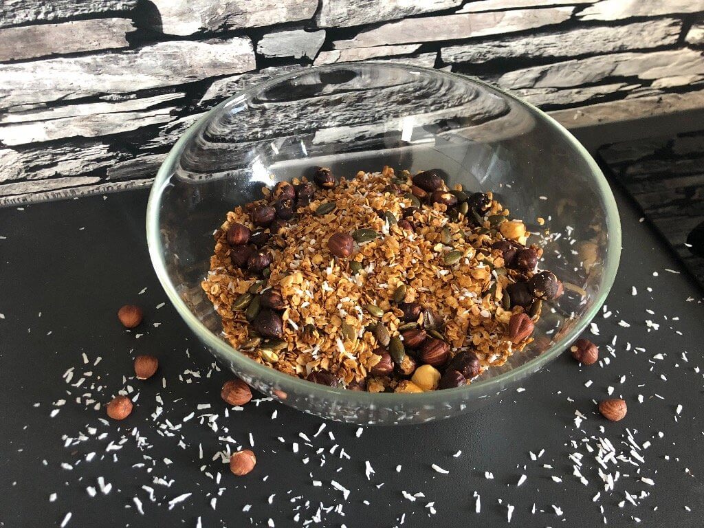 Recipe: Hazelnut-Pumpkin Seed Granola with Coconut Chips