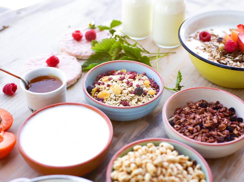 5 summery toppings for your healthy breakfast