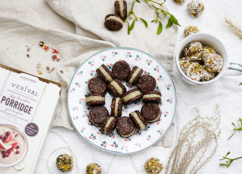 Christmas Recipe: Filled Cocoa-Date Cookies