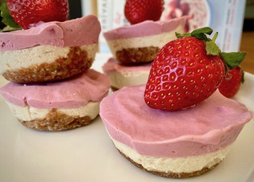 Recipe: Strawberry Chia Cheesecake Cups