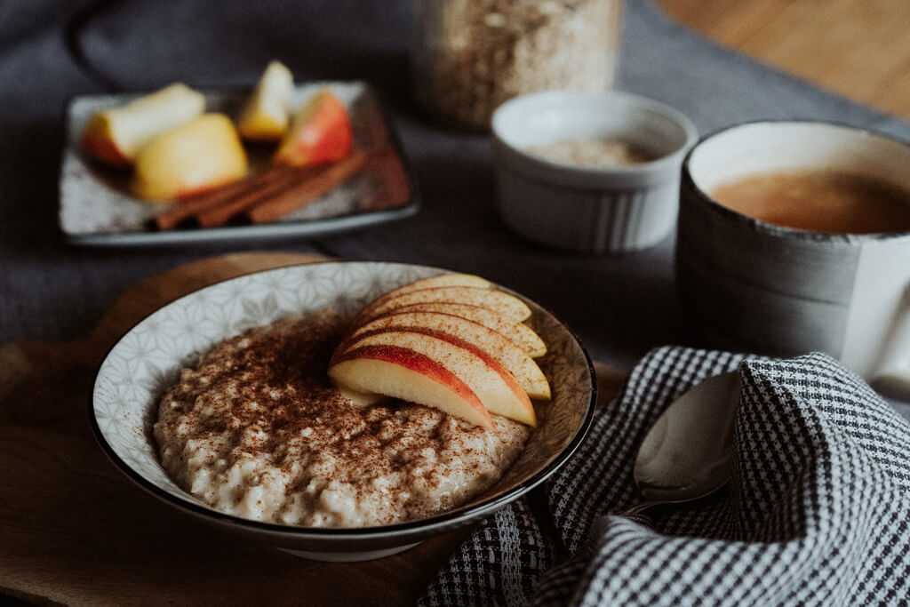 Gemahlener Zimt eignet sich hervorragend als Topping im Porridge