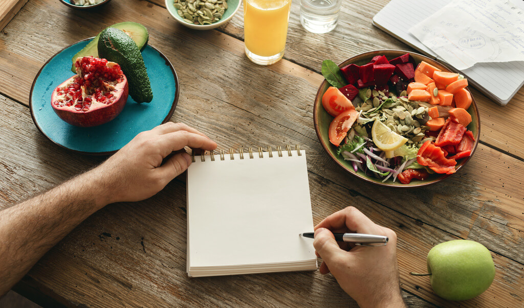 How to create a nutrition plan: 13 top tips
