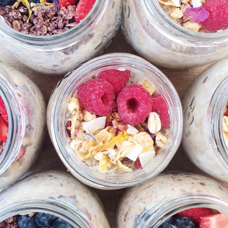 Banana-Coconut Vegan Overnight Oats with the Verival Crunchy Muesli with Fruits